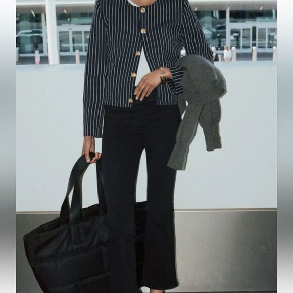 Frame The Jetset Crop Mini Boot in Sheen Noir BEST SELLER SZ 0 NWT $198 - Picture 4 of 9